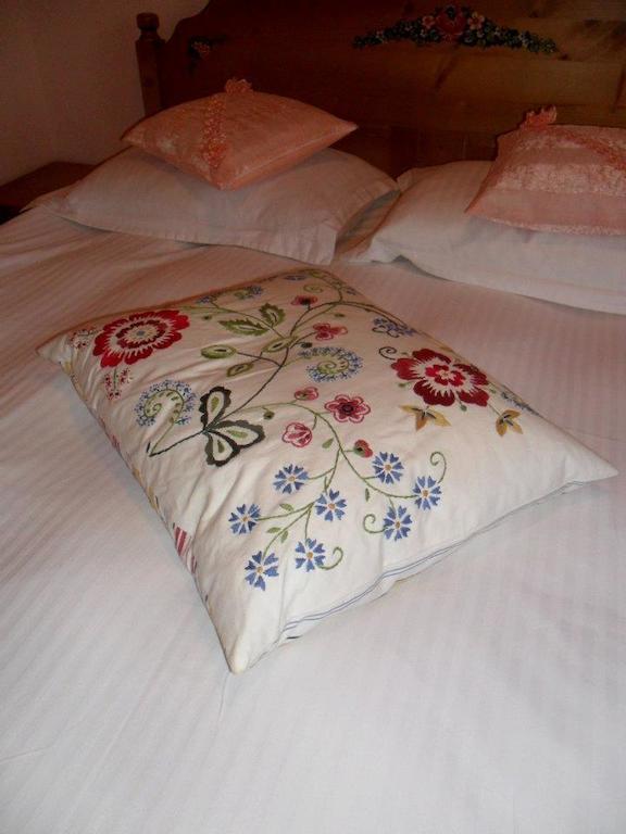 Pensiune Maria Rucăr Zimmer foto